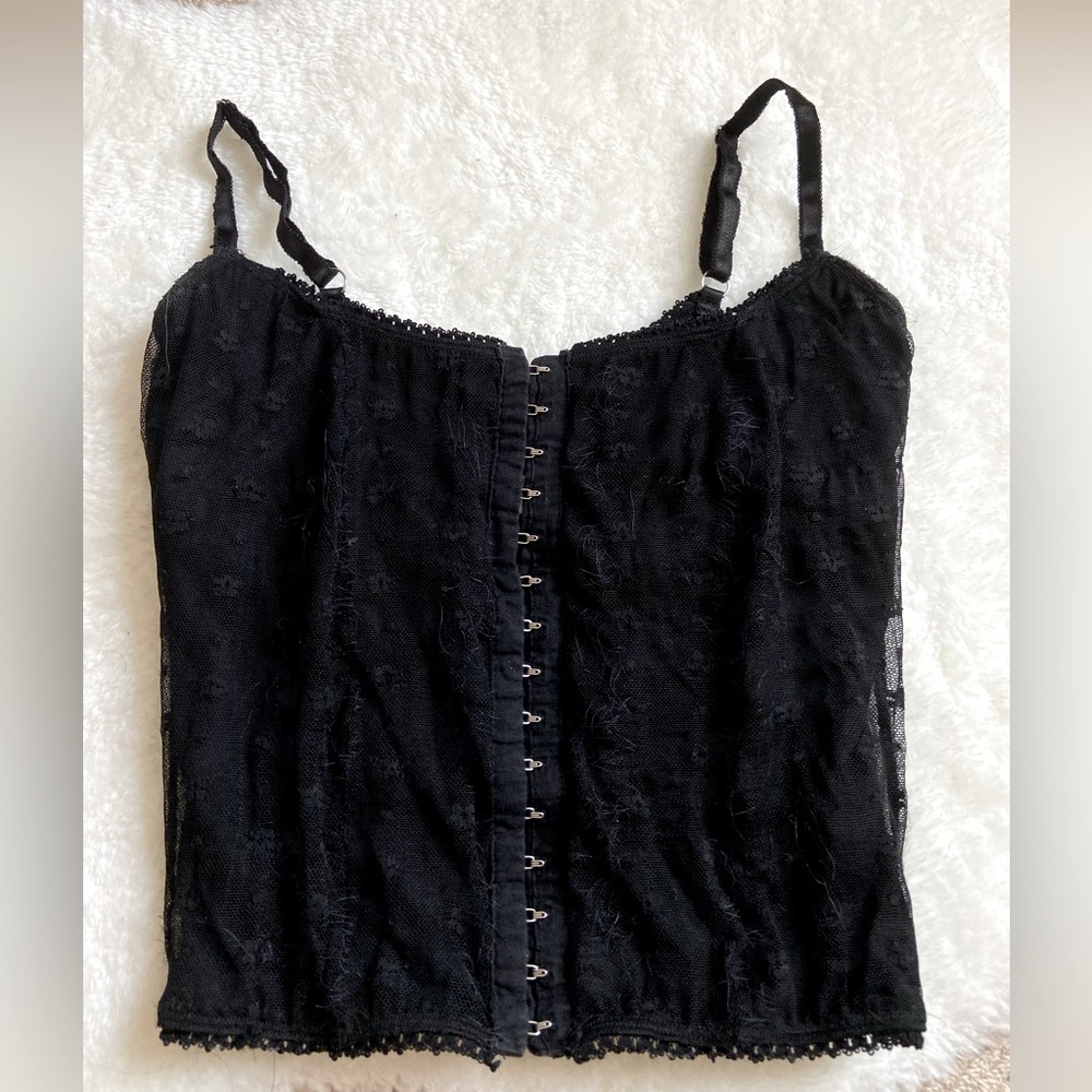 Unif Dew Top